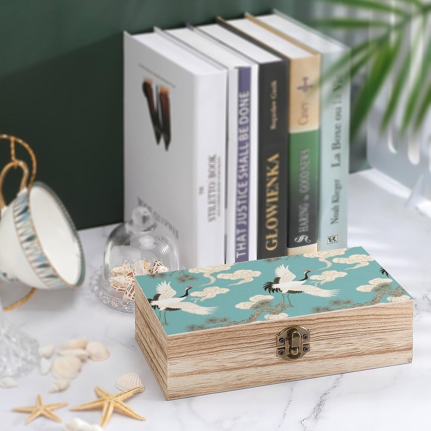 Vintage Wooden Storage Box Elegant Decorative Storage Box Crane And Cloud Pattern Keepsake Box for Photos Mementos Office Supplies